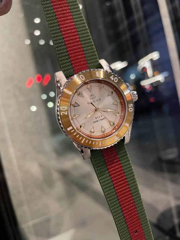 Gucci 40mm 13 (39)